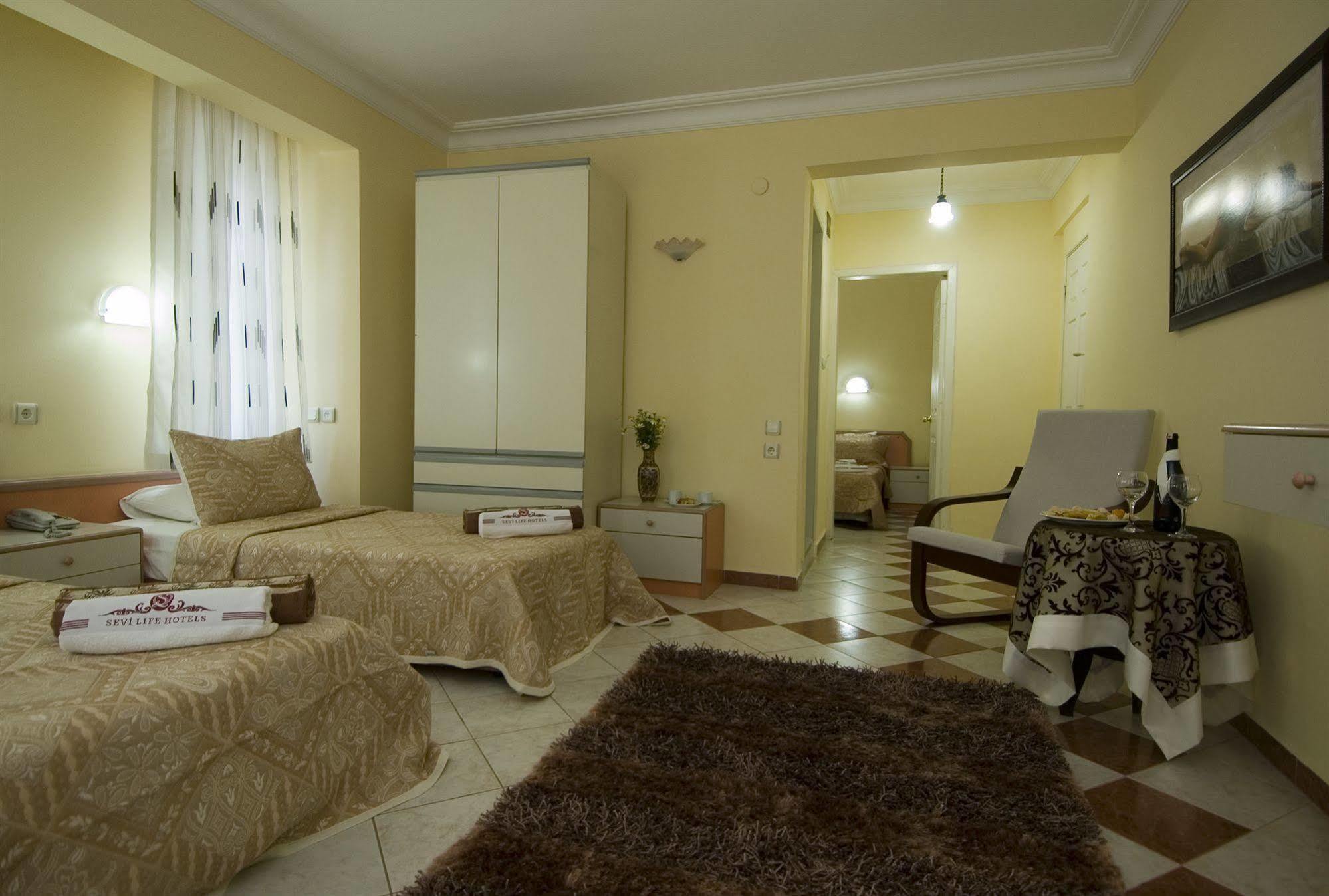 Sevi Classic Hotel Fethiye Quarto foto